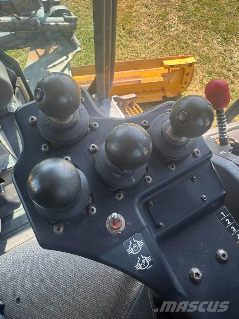 John Deere 672 GP Tiehöylät