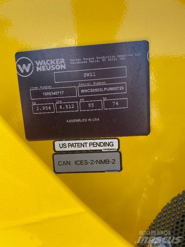 Wacker Neuson sw21 Liukuohjatut kuormaajat