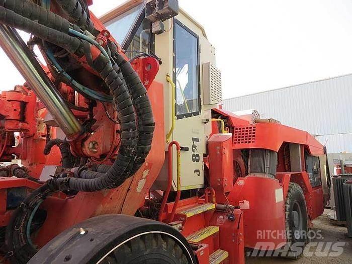 Sandvik DT 821 SC Avolouhintaporauslaitteet