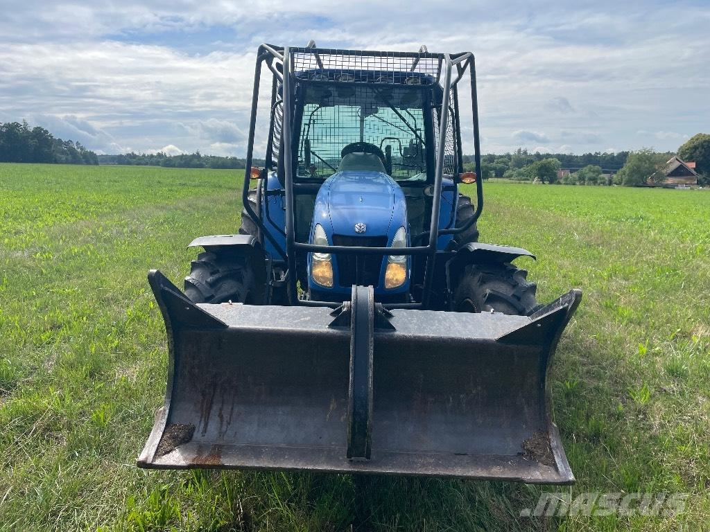 New Holland  T5050 Metsätraktorit