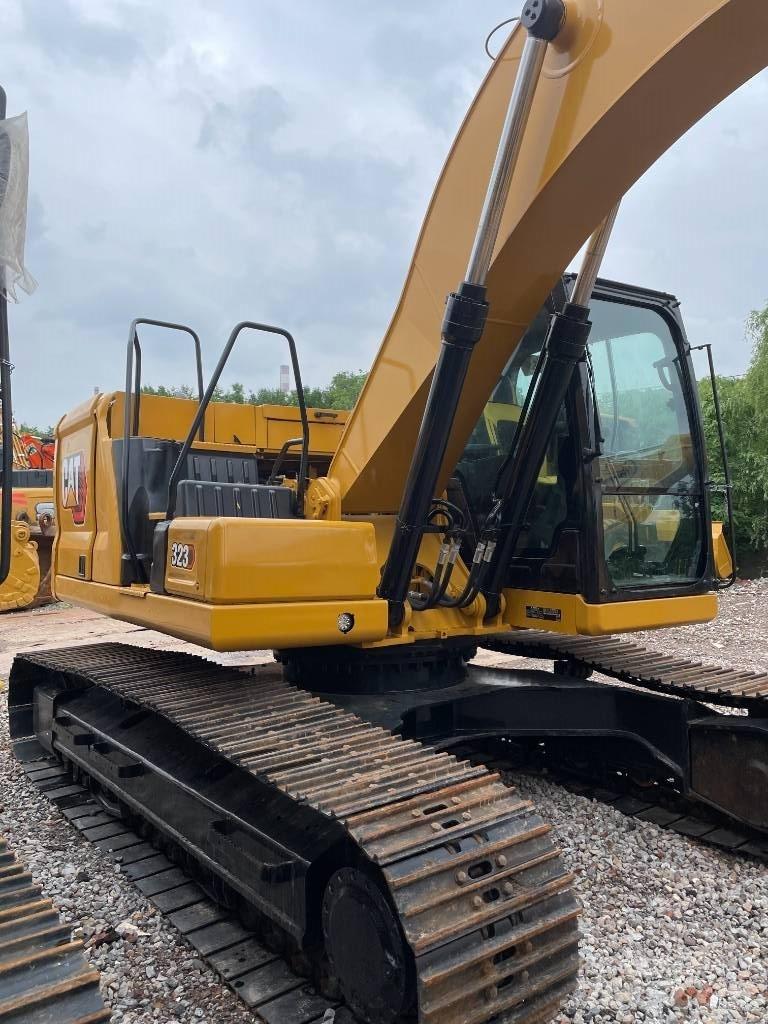 CAT CAT323GX Midikaivukoneet 7t - 12t