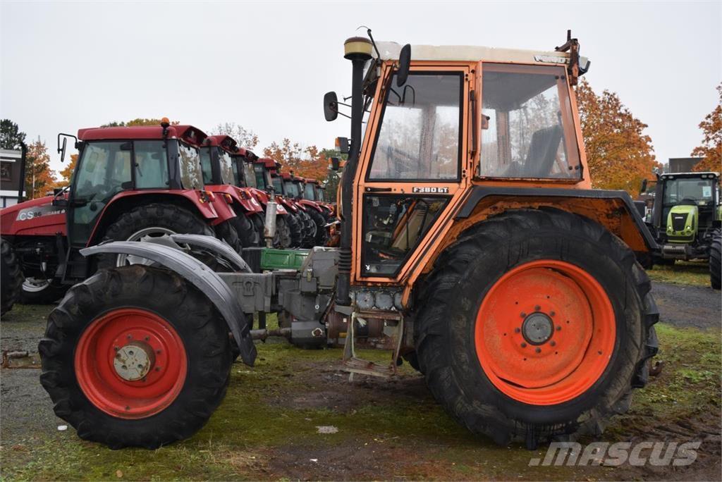 Fendt 380 GTA Traktorit
