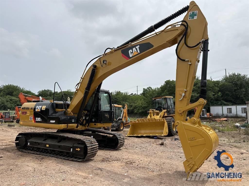 CAT 320D Telakaivukoneet