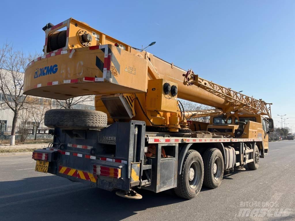 XCMG QY25K5C Mobiilinosturit