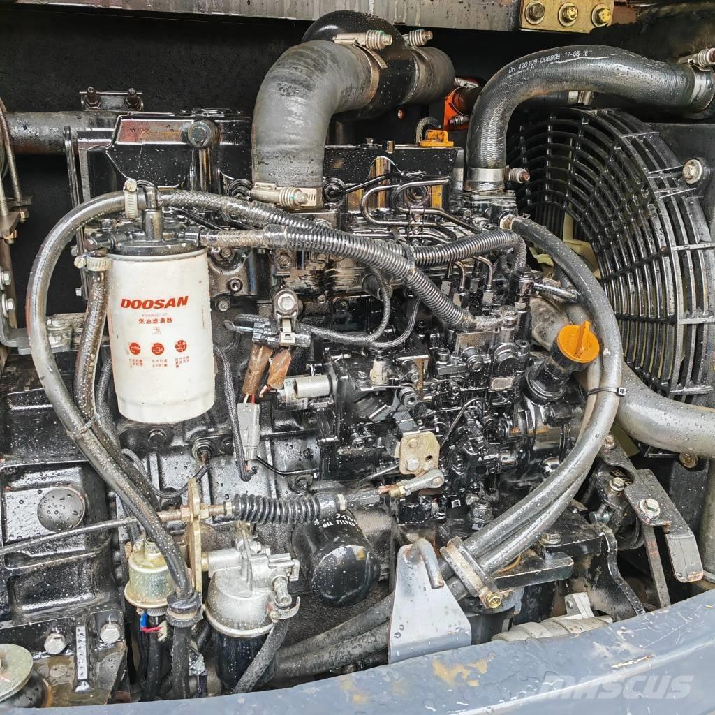 Doosan DX 55 Minikaivukoneet < 7t