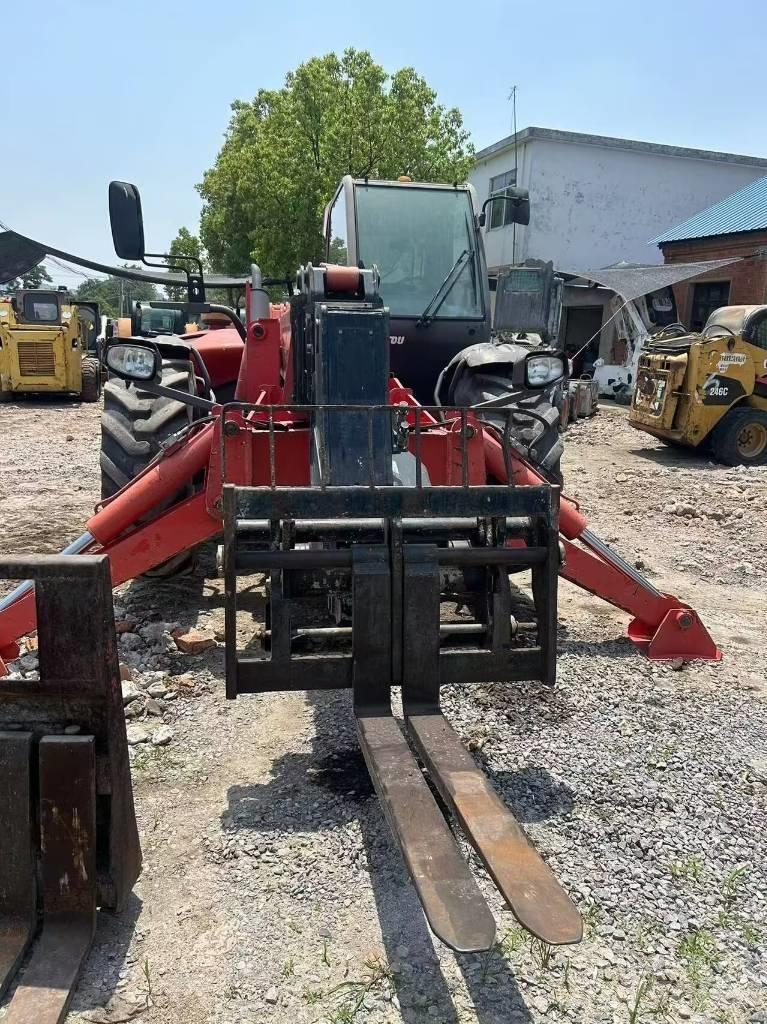 Manitou MT 1740 SL T Liukuohjatut kuormaajat
