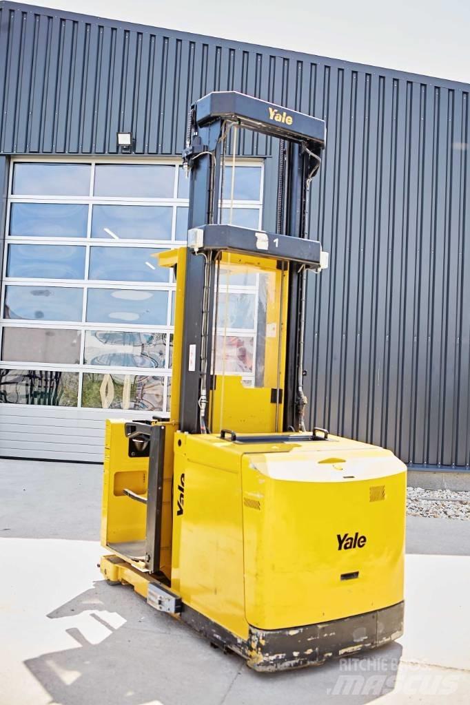 Yale MO10E Korkeakeräilytrukit