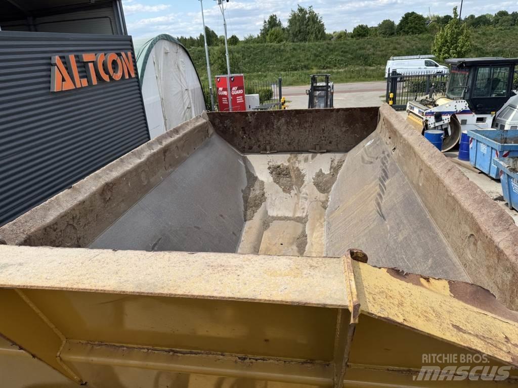 CAT 730C Minidumpperit