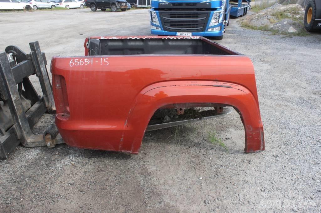 Volkswagen Amarok Lava-autot
