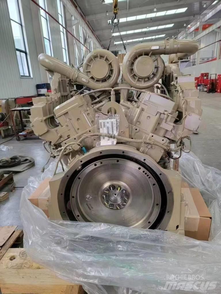 Cummins QST30 Moottorit