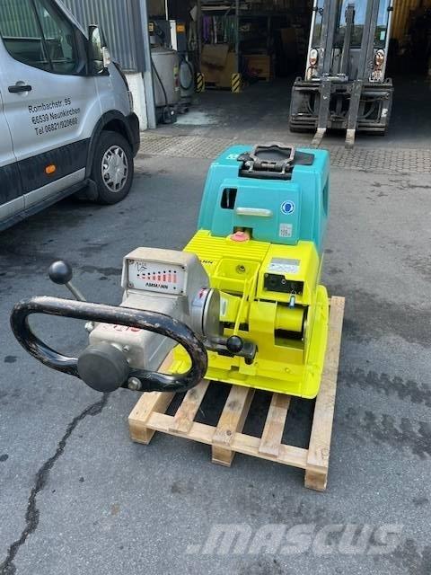 Ammann APH 6020 Tärylevyt
