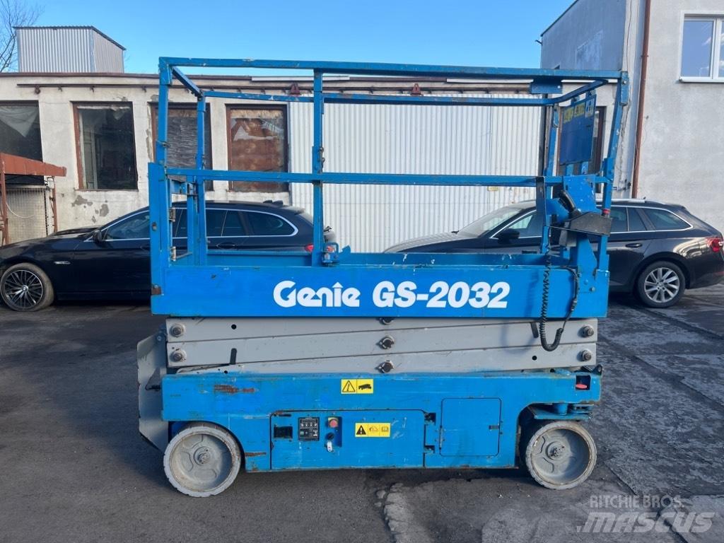 Genie 2032 Saksilavat