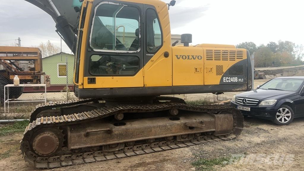 Volvo EC 240 B N LC Ohjaamo ja sisusta