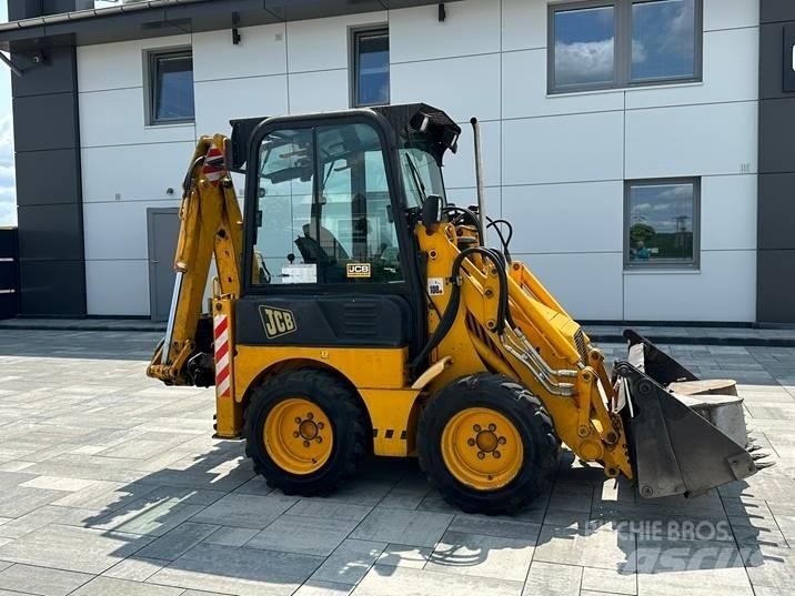 JCB 1 CX Kaivurikuormaajat