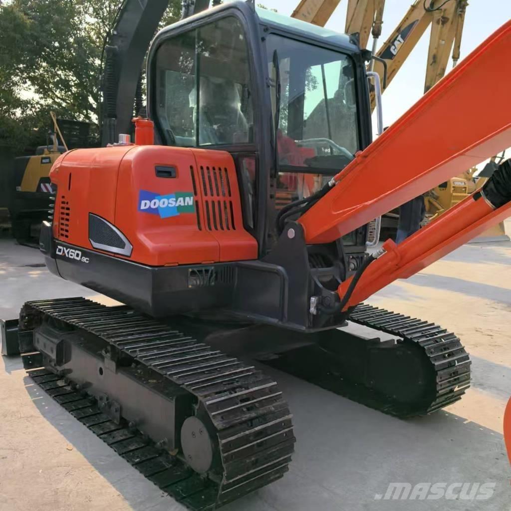 Doosan DX 60-9 C Telakaivukoneet