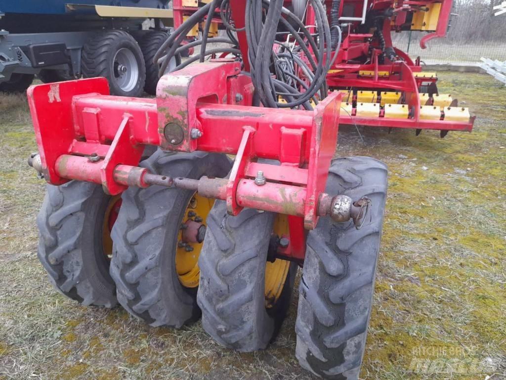 Väderstad RapidA600S Kylvökoneet