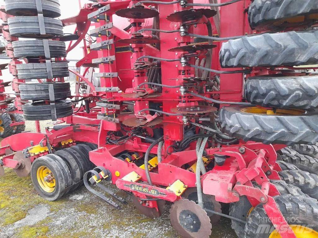 Väderstad RapidA600S Kylvökoneet
