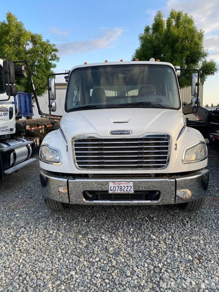 Freightliner CB Vaihtolava-autot