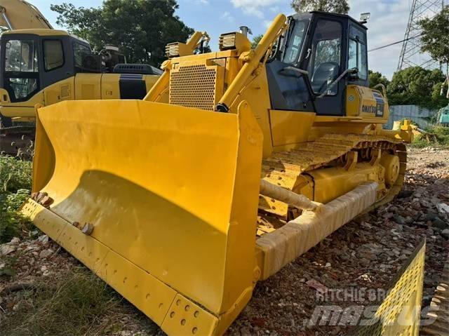 Komatsu D 85 Telaketjupuskutraktorit