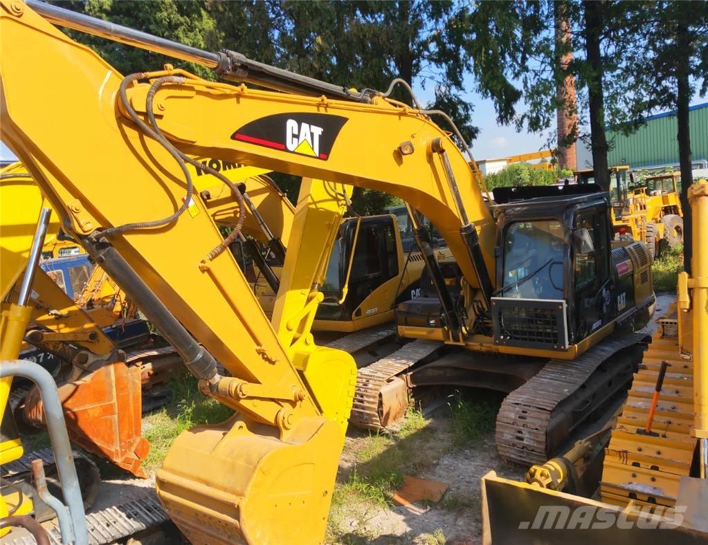 CAT 325C Telakaivukoneet