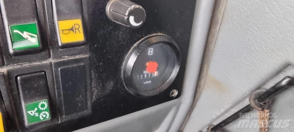 Volvo L 330 E Pyöräkuormaajat
