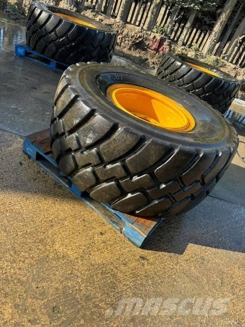 Goodyear Industrial Renkaat ja vanteet