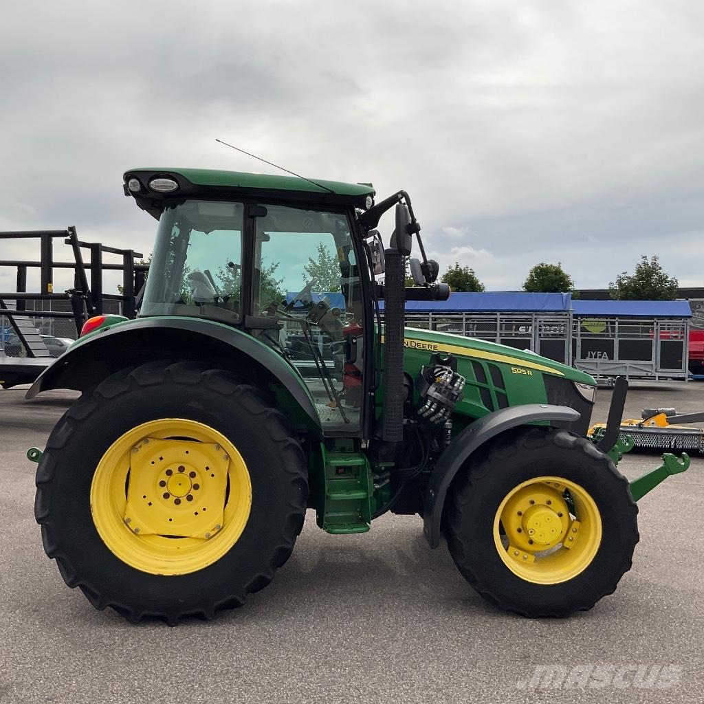 John Deere 5125R Traktorit