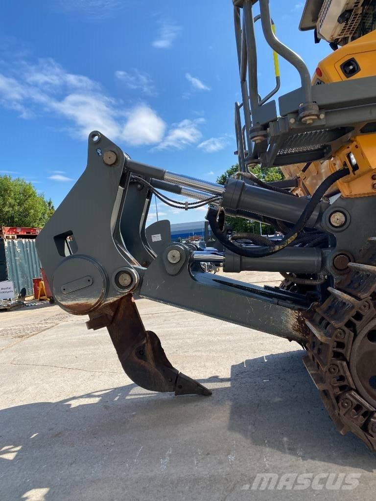 Liebherr PR 766 Telaketjupuskutraktorit