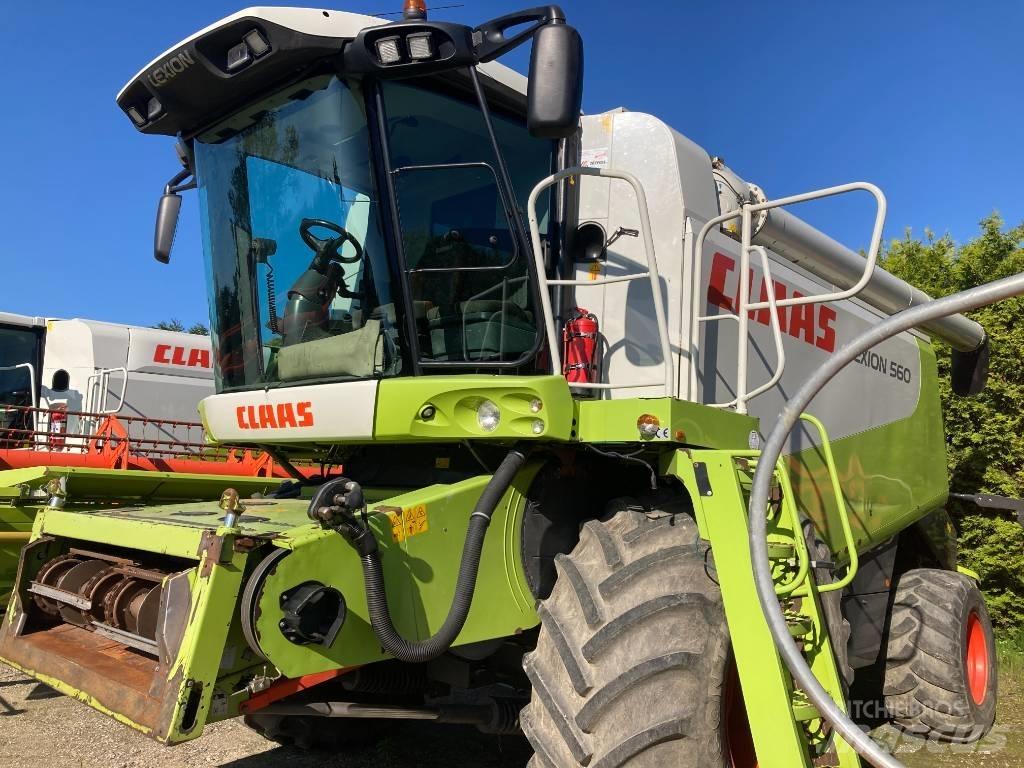 CLAAS LEXION 560 Leikkuupuimurit