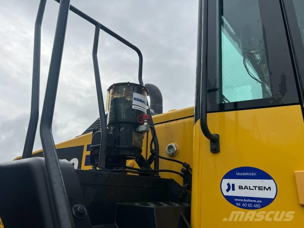 Komatsu WA 380-8E0 Pyöräkuormaajat