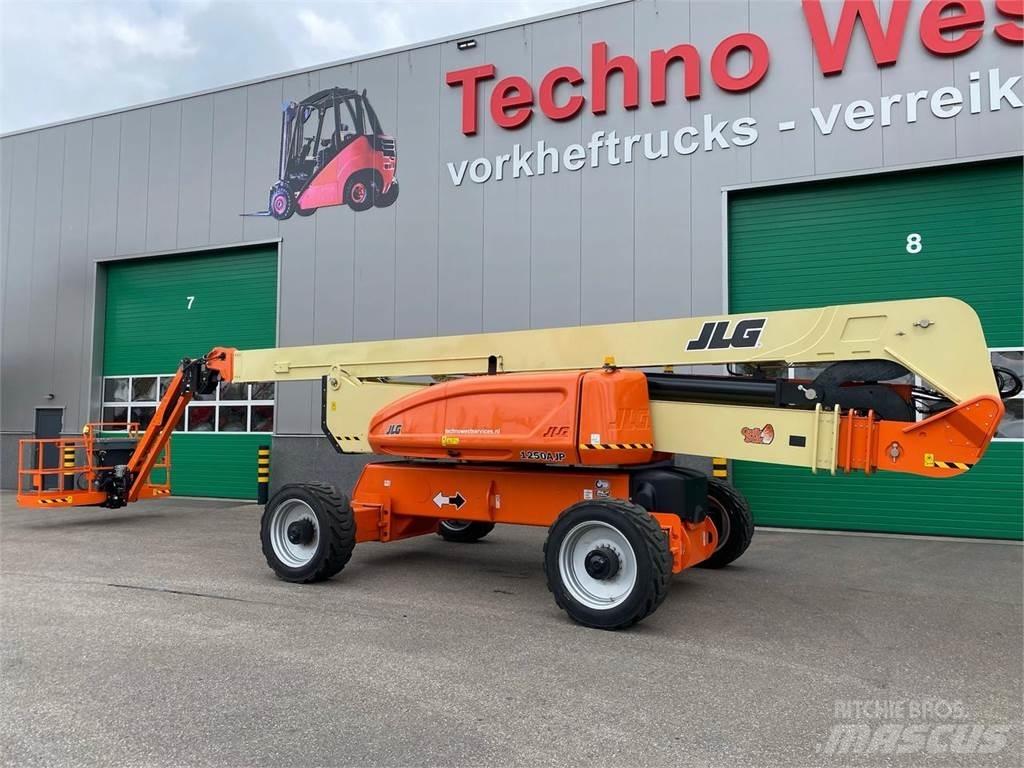 JLG 1250AJP Kuukulkijat