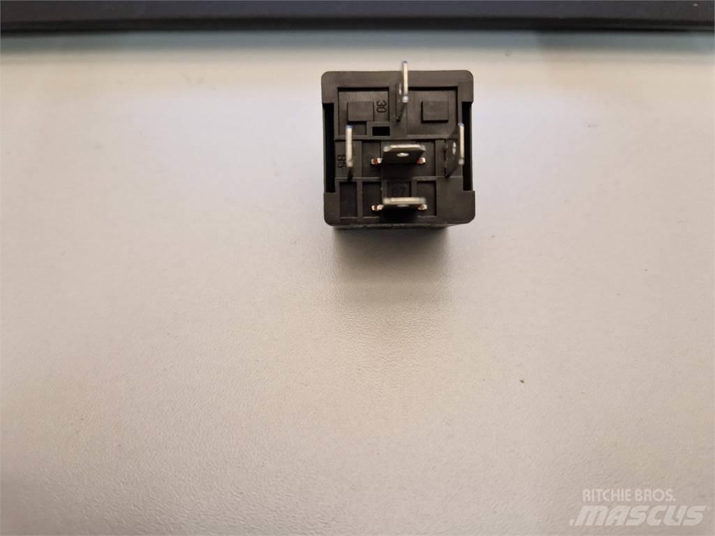 Ponsse 0061967 Sähkö ja elektroniikka
