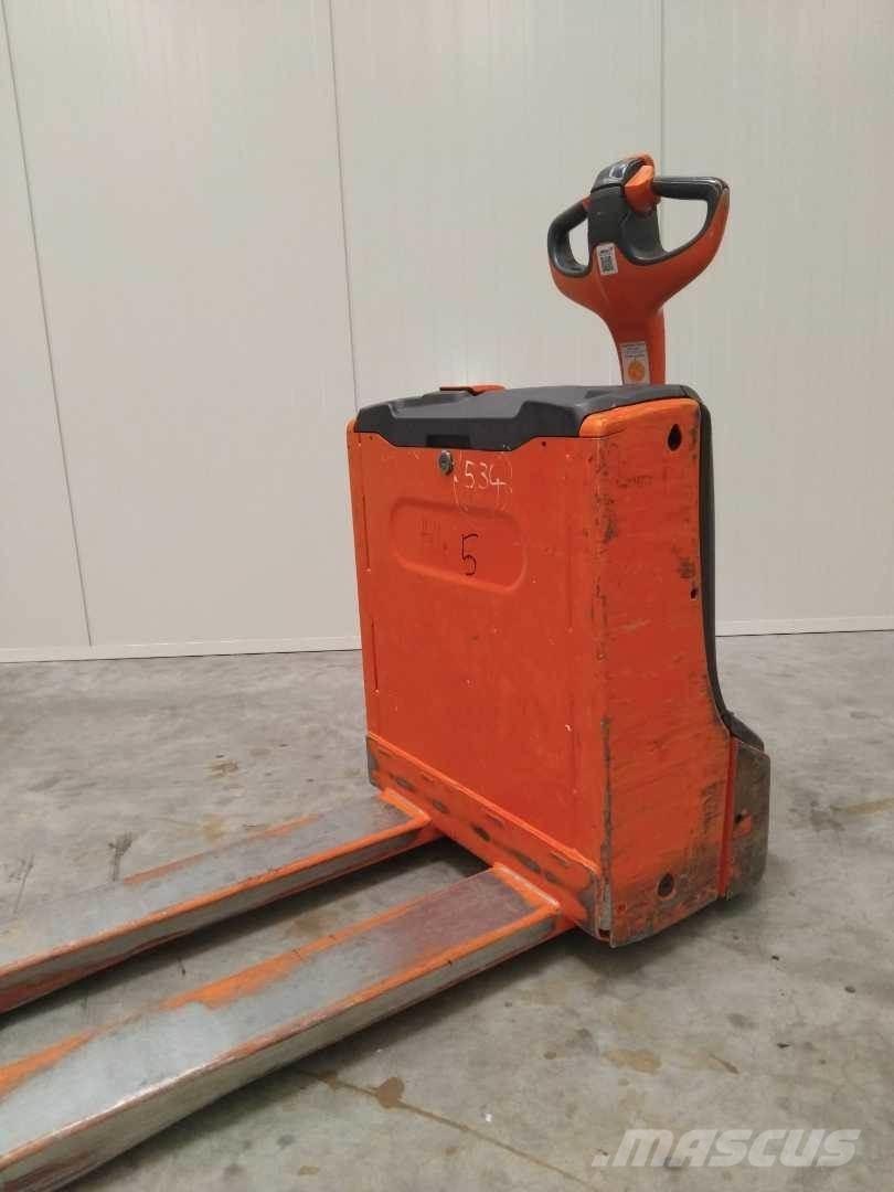 Linde T16 ION Käyden ajettavat pinoamistrukit