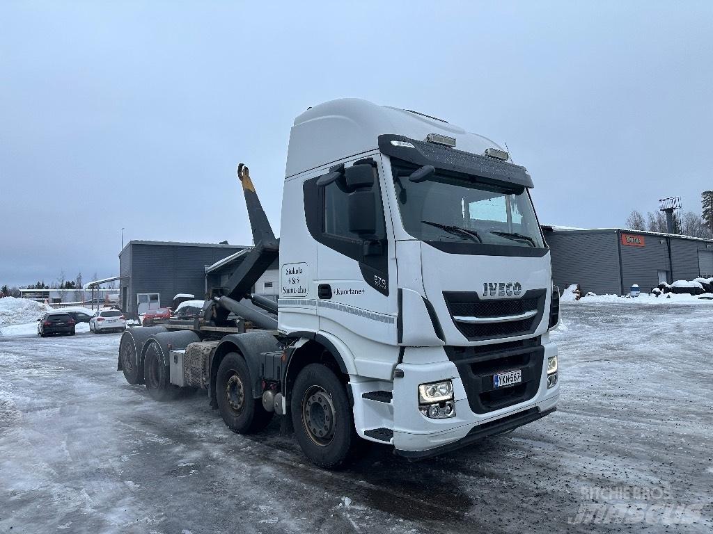 Iveco X-Way 560 8x2 Koukkulava kuorma-autot