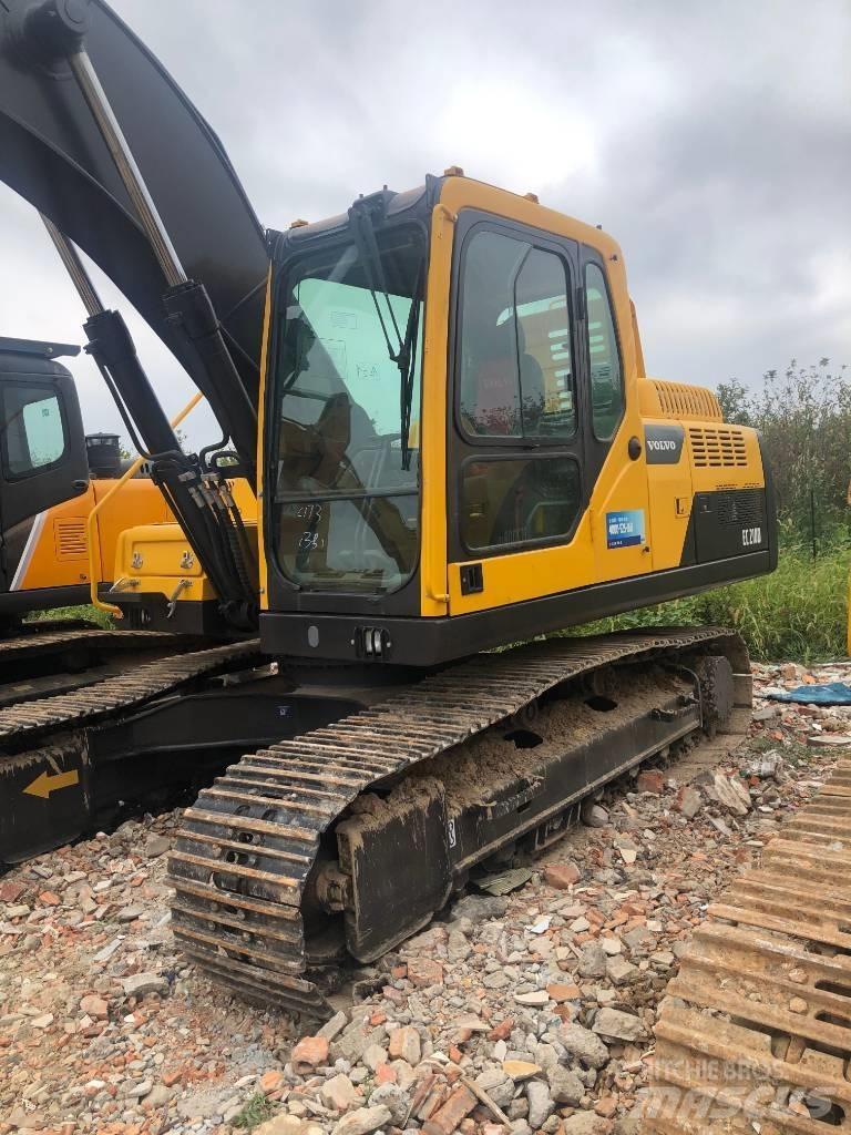 Volvo EC 210 D Telakaivukoneet