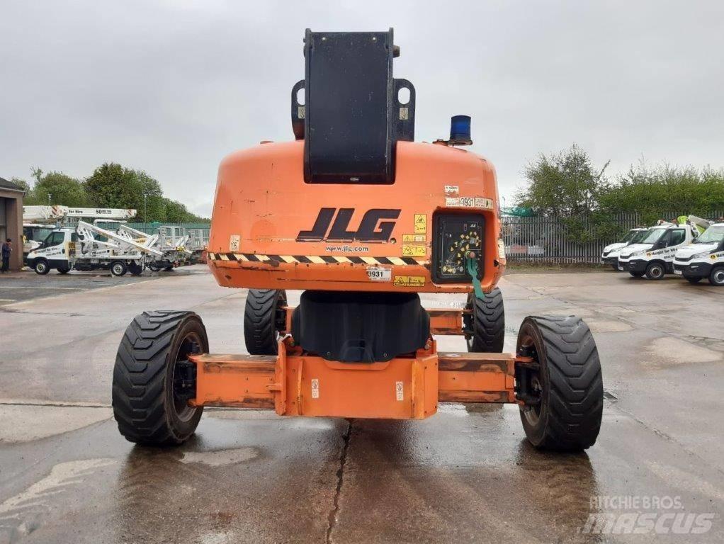 JLG 1500 SJ Teleskooppipuominostimet