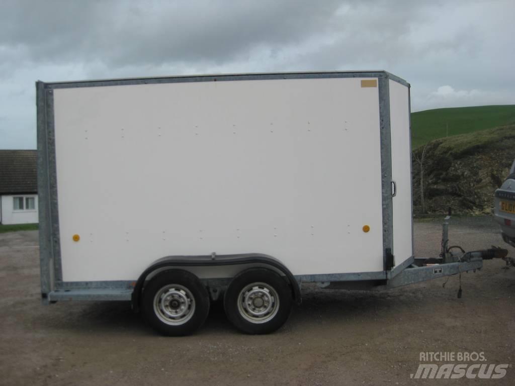 Ifor Williams BV105 Umpikoriperävaunut