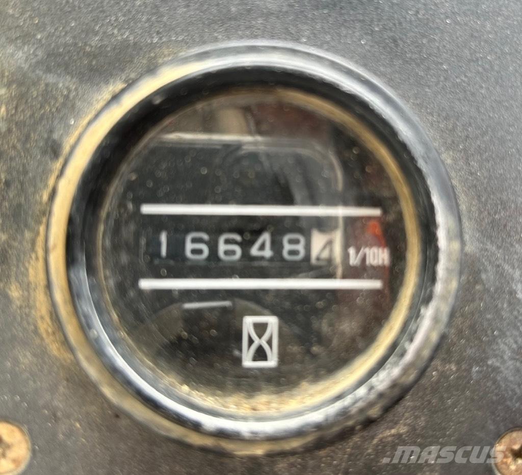 Nissan WF03A35U Dieseltrukit