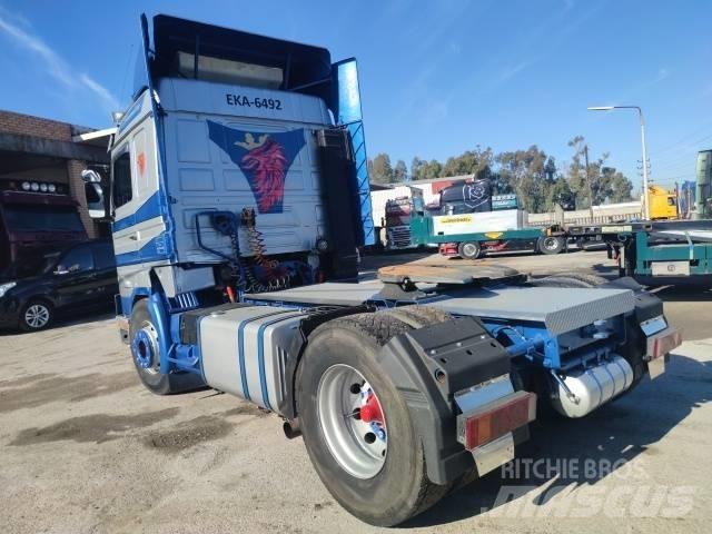Scania 143-450 Vetopöytäautot