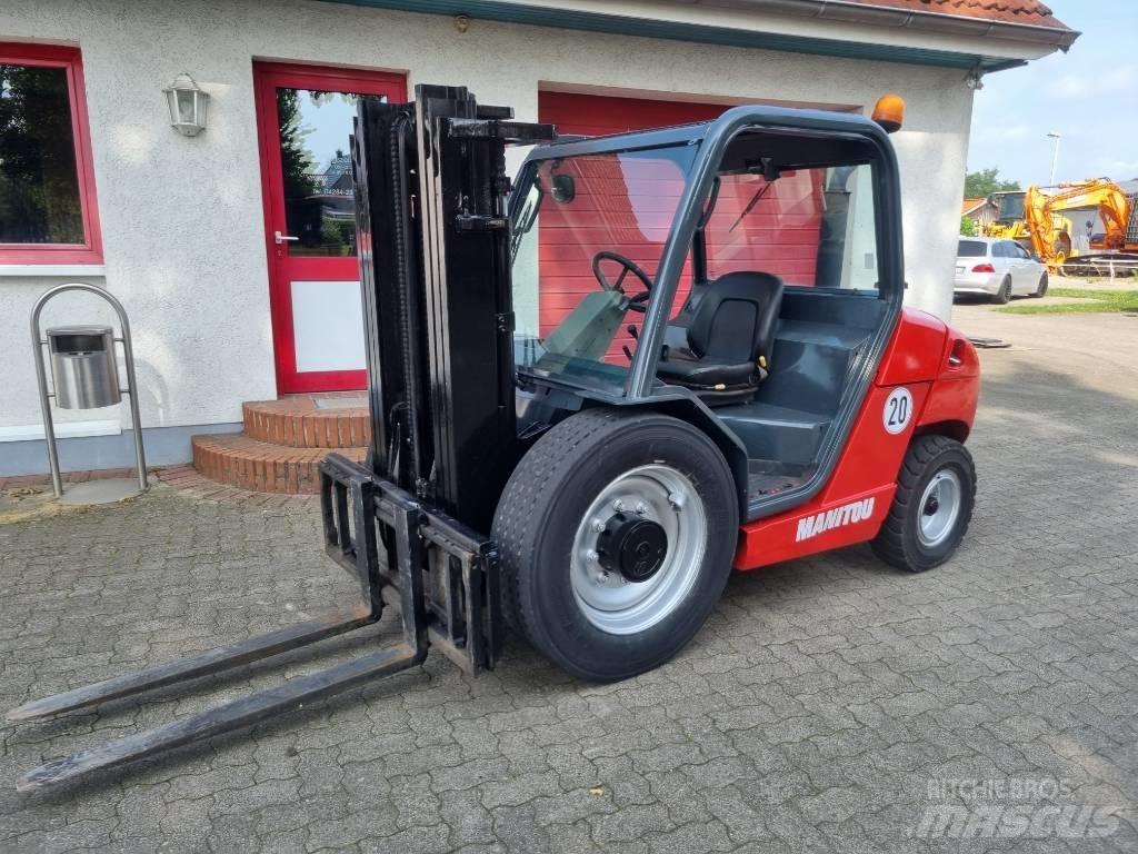 Manitou MSI 25 T Maastotrukit