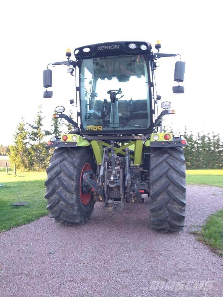 CLAAS Zerion 3800 Traktorit