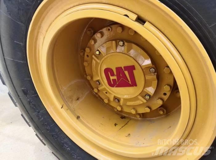 CAT 966H Pyöräkuormaajat