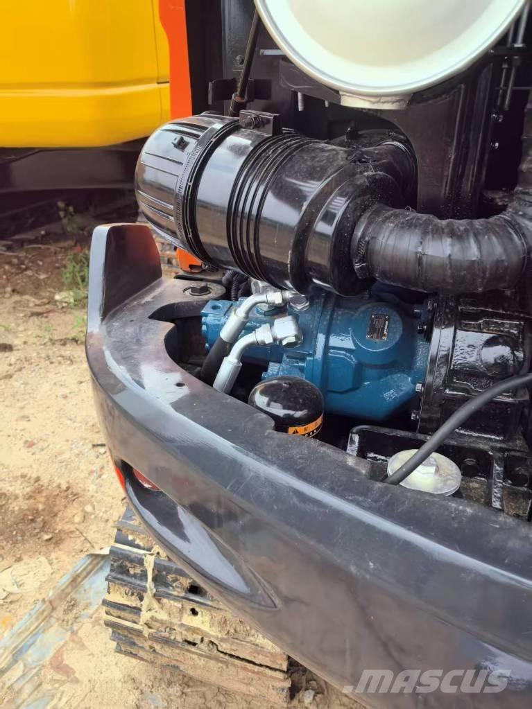 Doosan DX 60 Telakaivukoneet