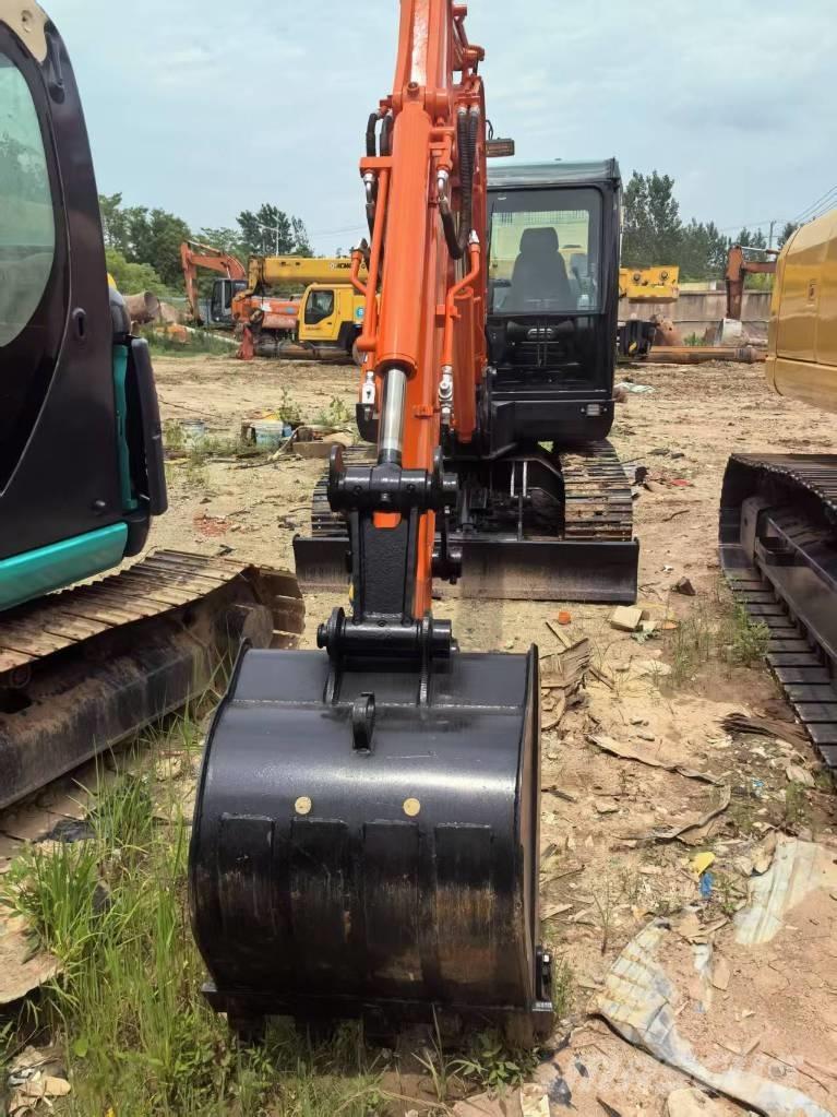 Doosan DX 60 Telakaivukoneet