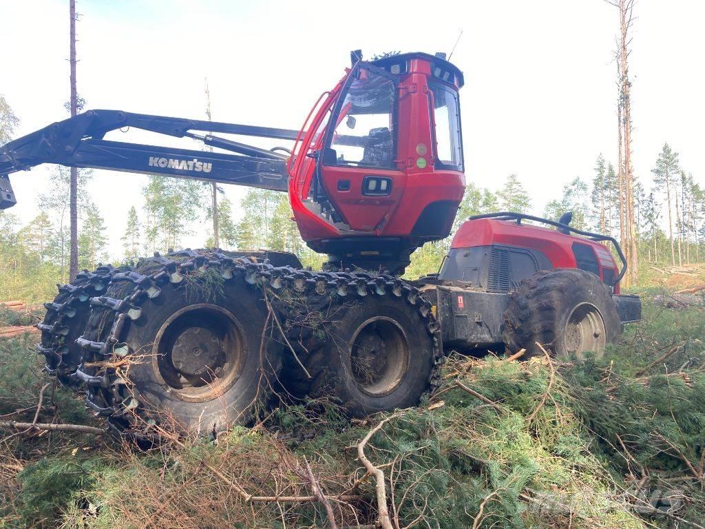 Komatsu 951 Harvesterit