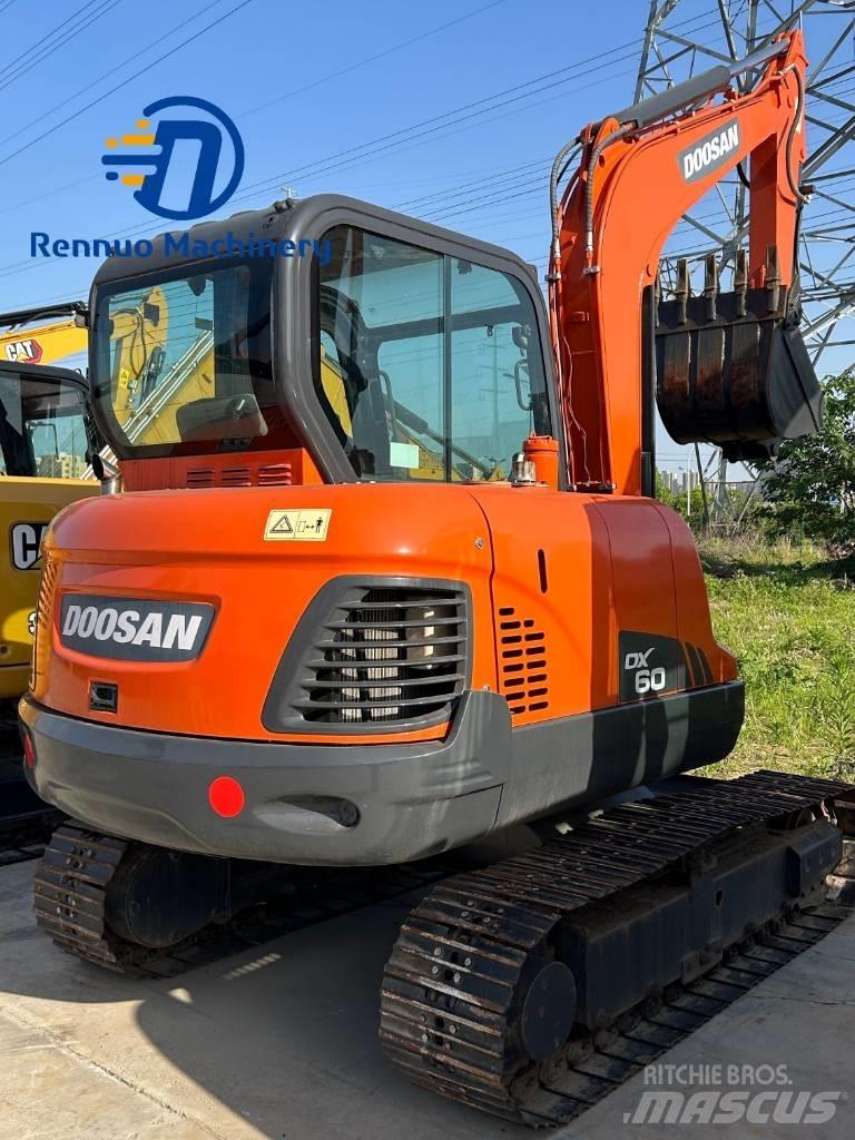 Doosan DX 60 Telakaivukoneet