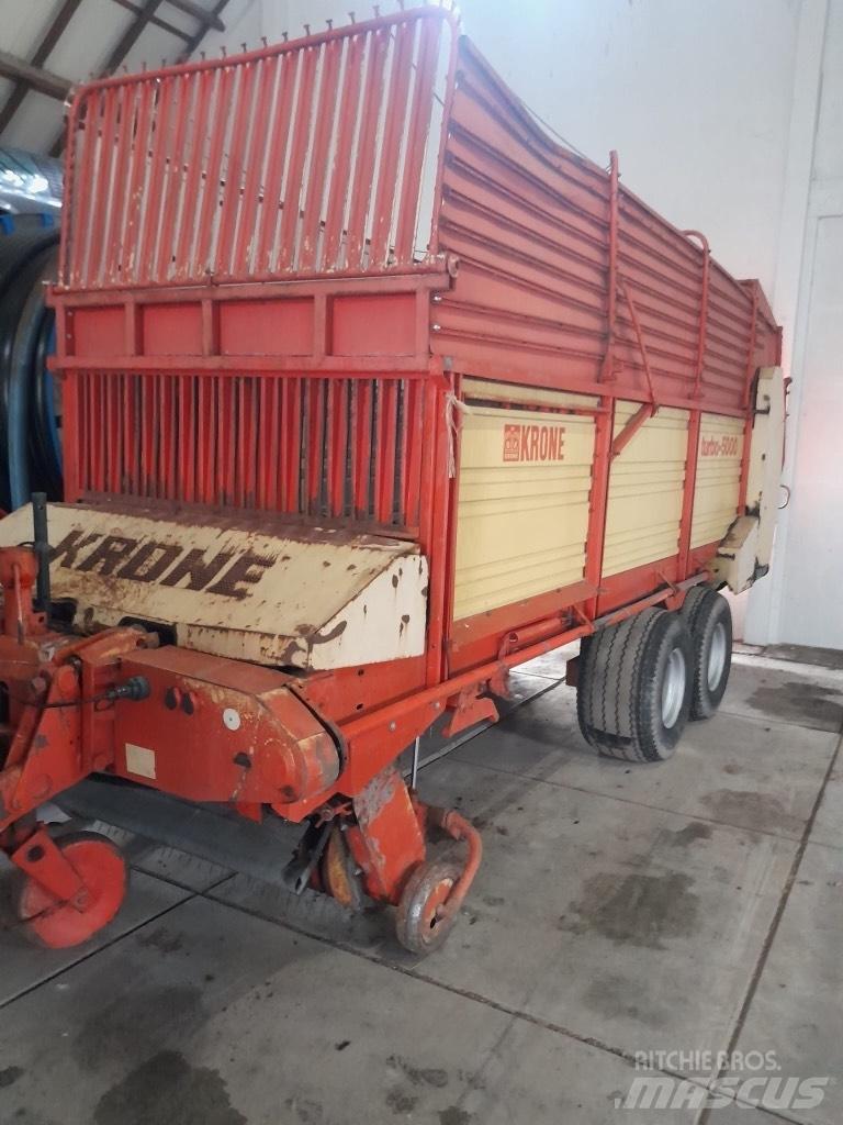 Krone Turbo 5000 Keräävät noukinvaunut ja silppurivaunut