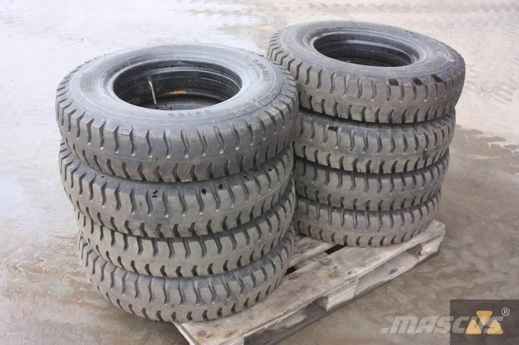  Onbekend 7.00-16LT Renkaat ja vanteet