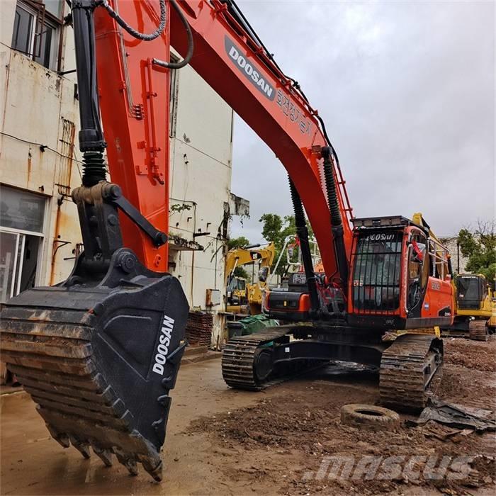 Doosan DX340LC Telakaivukoneet