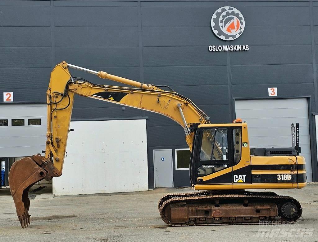 CAT 318 B L Telakaivukoneet
